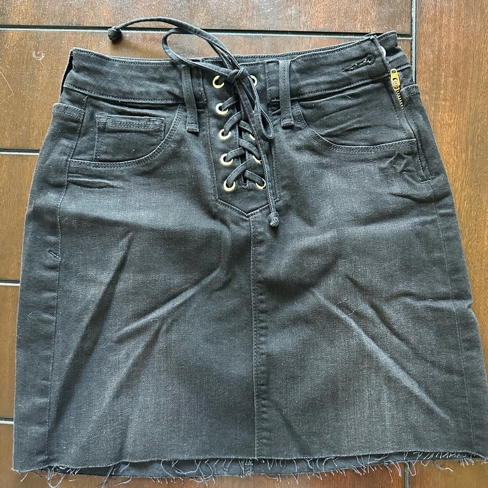Good American black denim mini skirt